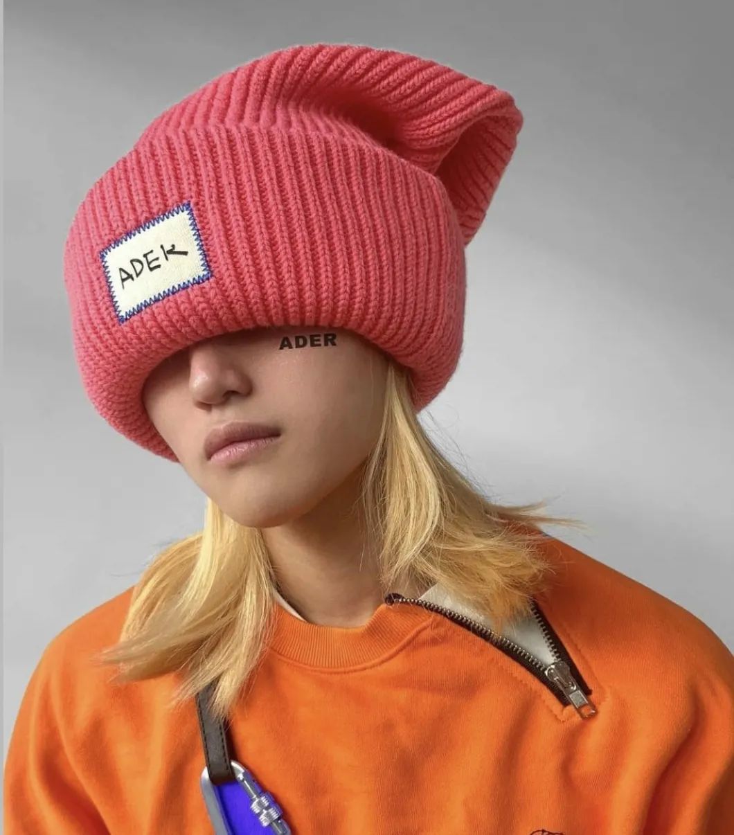 圆脸女孩帽子,小圆脸适合戴什么帽子