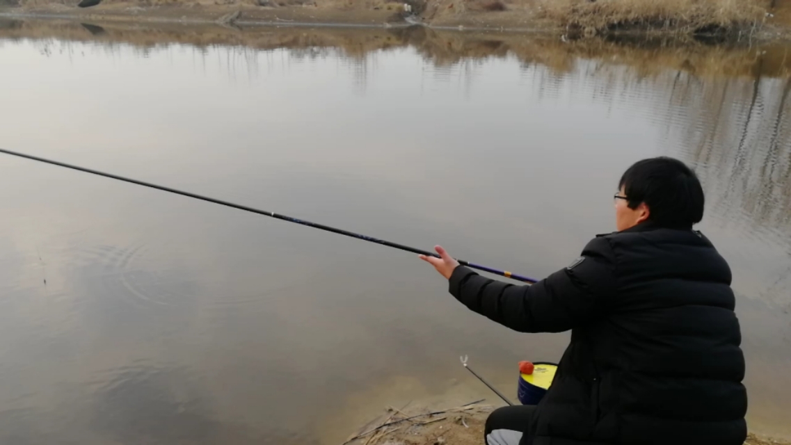 钓小鲫鱼手感最好的鲫鱼竿,钓鲫鱼哪款鲫鱼竿最好