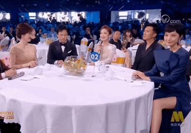 王菲谢霆锋复合回忆坎坷情史,谢霆锋王菲罕见世纪同台