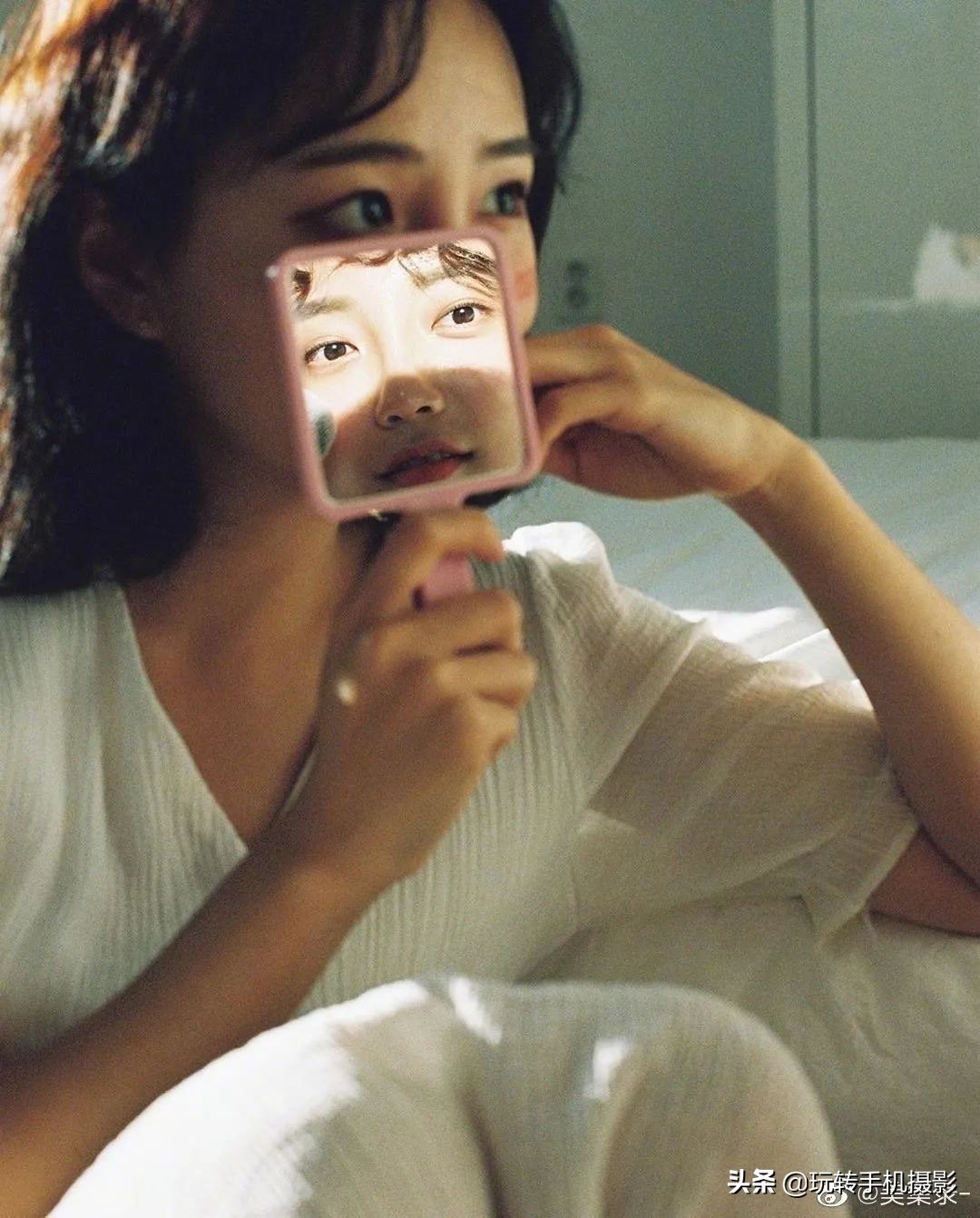 室内泳池闺蜜拍照姿势,多个闺蜜拍照姿势大全