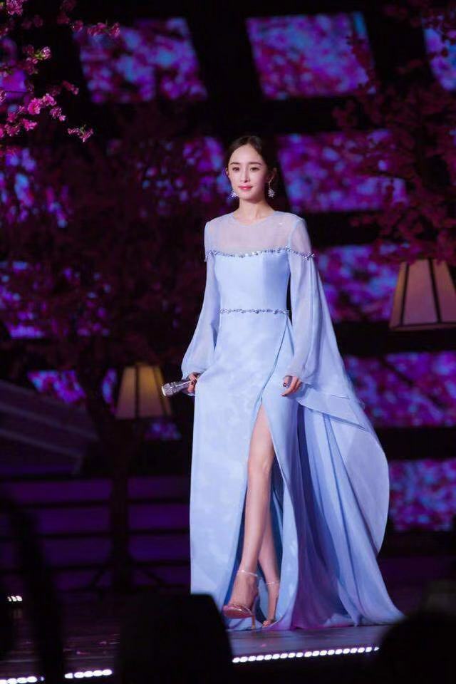 高颜值又能玩转书画的杨幂，离婚是最正确决定，定会遇到更好的人