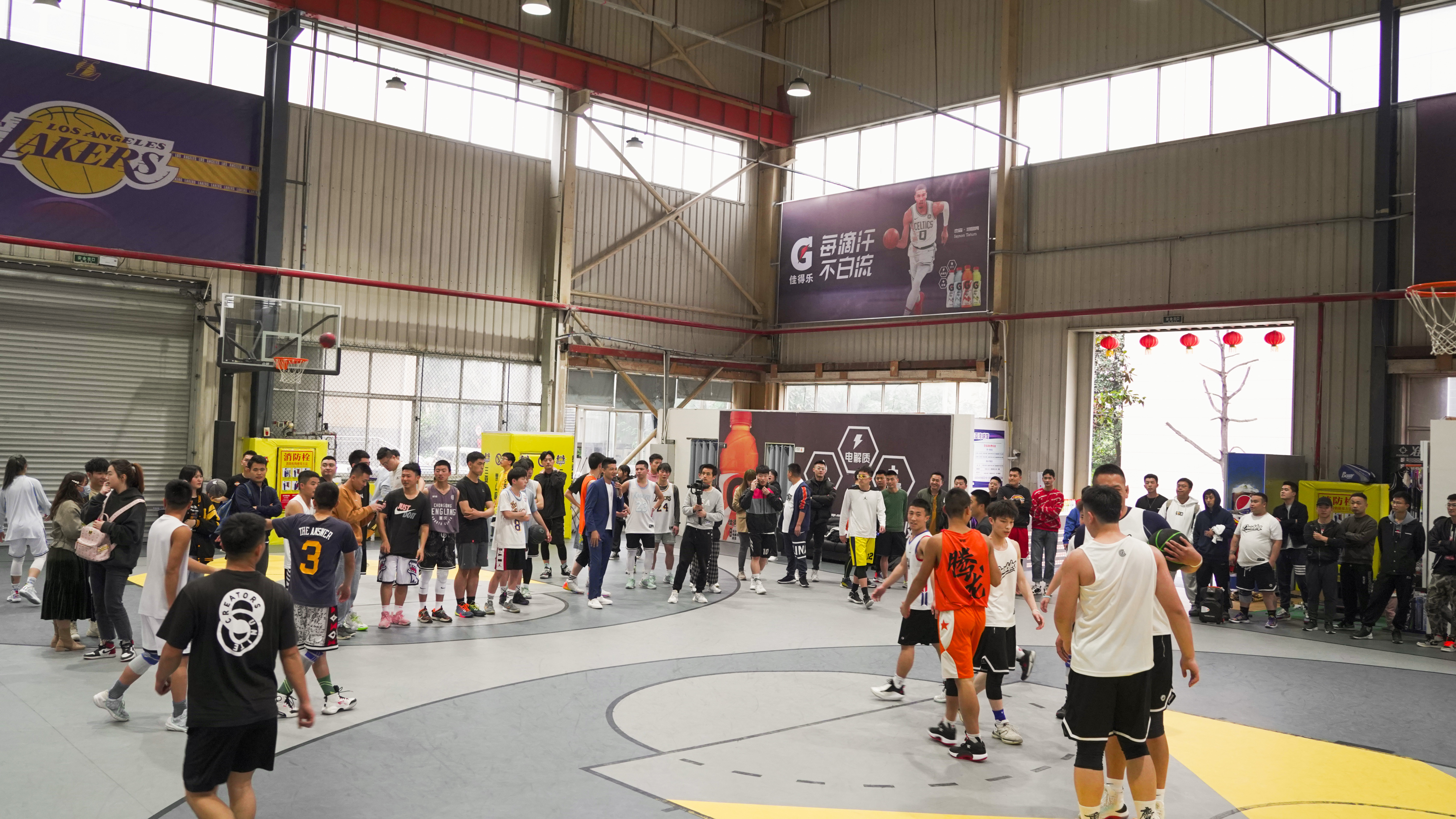 街波篮球团购,三亚湾篮球馆地址