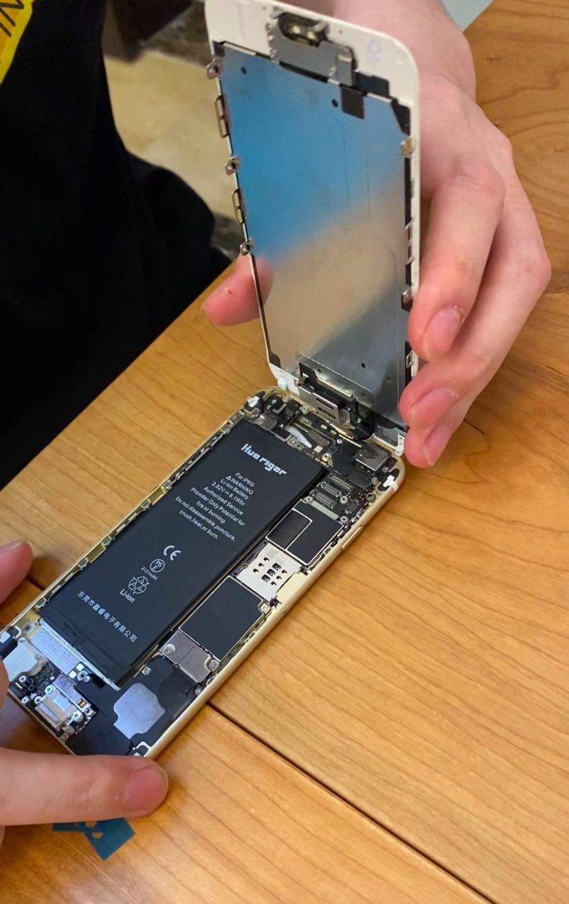 华严苛苹果11电池评测,苹果6换什么牌子的大容量电池好