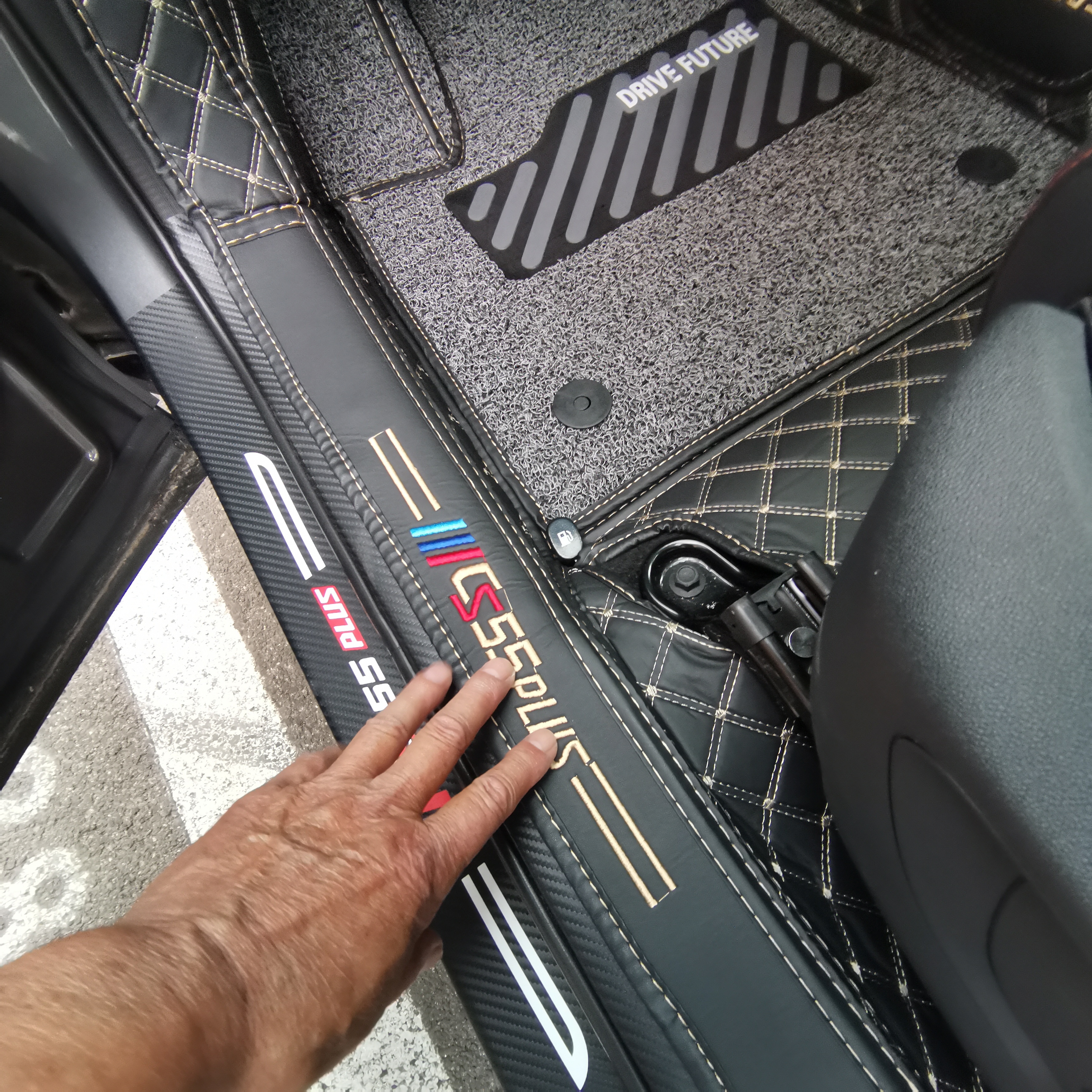 鍐颁笣鑴氬灚,鍐颁笣姹借溅鑴氬灚