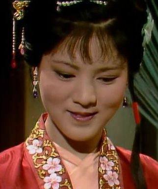 红楼梦中最幸运的丫头是谁,红楼梦中与贾宝玉有交集的女孩