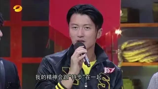 白敬亭穿的安踏粉色篮球鞋是哪双,白敬亭打篮球上海安踏活动背影