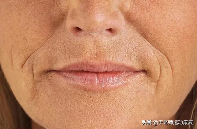 抗皱纹的有效方法,二十多岁脸上就有法令纹了怎么办