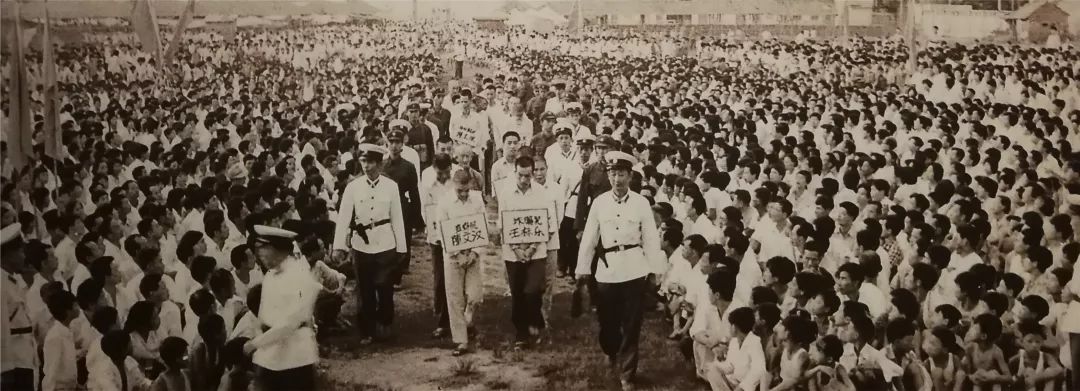 中国警服变迁的历史意义,警服变迁可以折射出什么