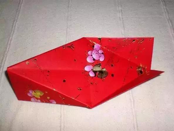 灯笼买回家红红火火过大年,红红火火过大年大红灯笼高高挂