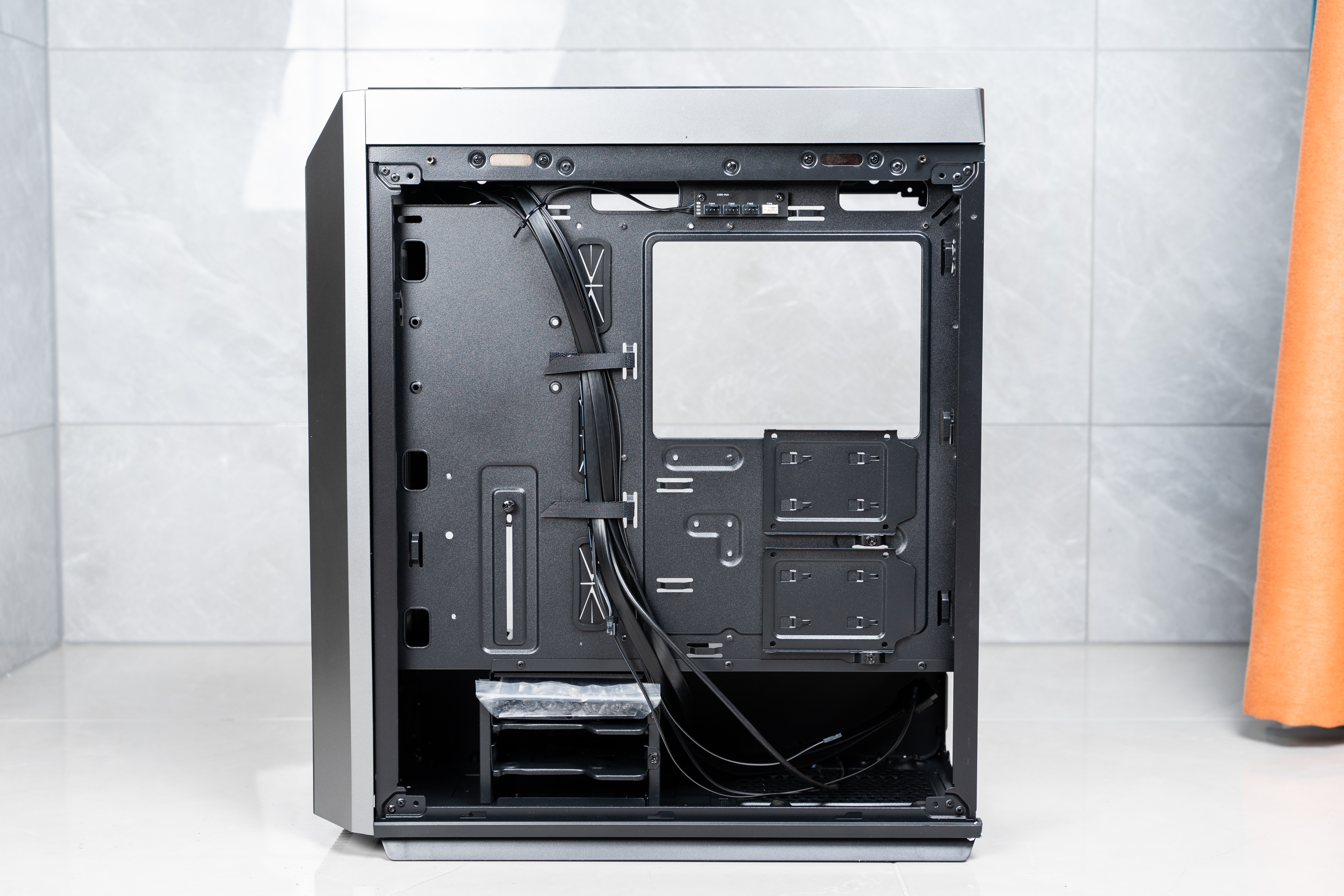 无显卡主机可以装显卡吗,无显卡主机自己怎么装显卡