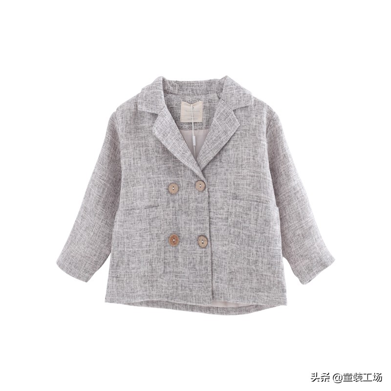 入秋了给宝贝备几套秋装,马上入秋了穿什么秋装好小学生