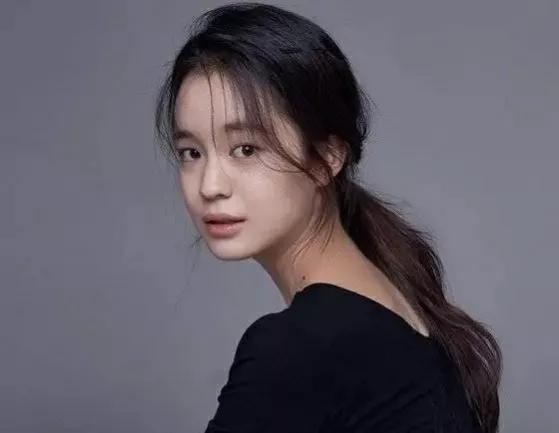却一演戏就崩的6大女星,没拍过烂片的四位男演员