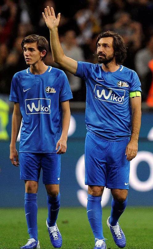 足球中的父子传承,足球传承视频