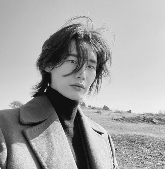 老公变老婆？韩国顶流男神*队军**退伍后变“美女”，网友：我可以