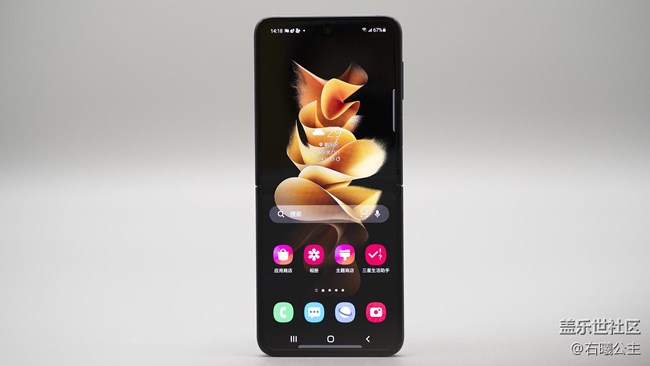 三星新款折叠机galaxyzflip5照片,三星galaxyzflip3折叠测试
