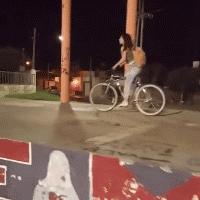 每日爆笑GIF图：好好干，等公司上市了给你股票期权