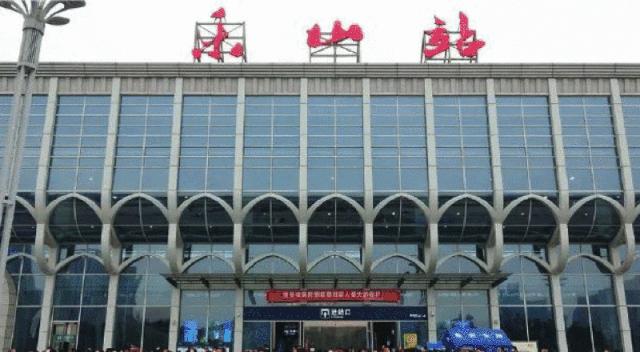 成都到深圳高铁开通,成都到深圳首列高铁