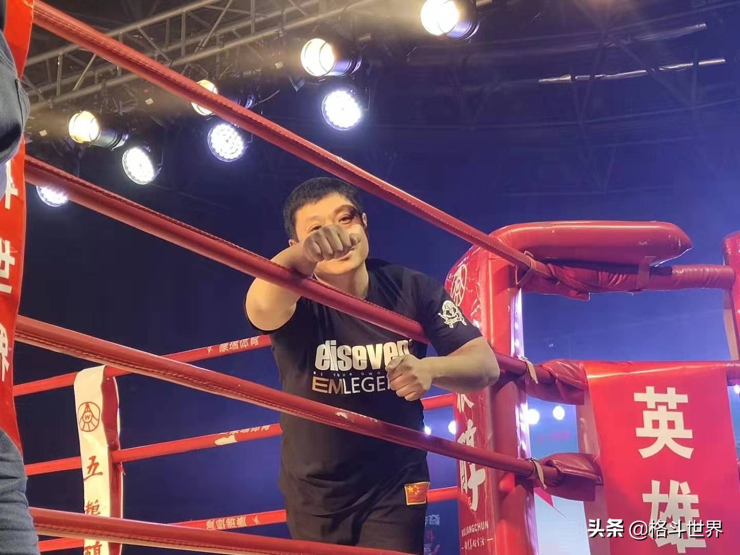 孙雷铁砂掌慢动作视频,铁砂掌大师孙雷挑战太极