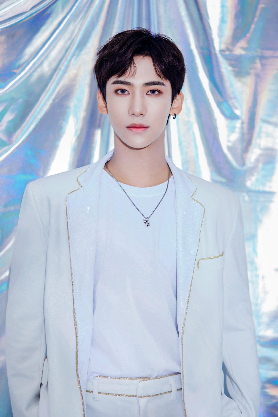 乐华七子next舞台letmebeyourfire,乐华七子next参加浙江卫视领跑