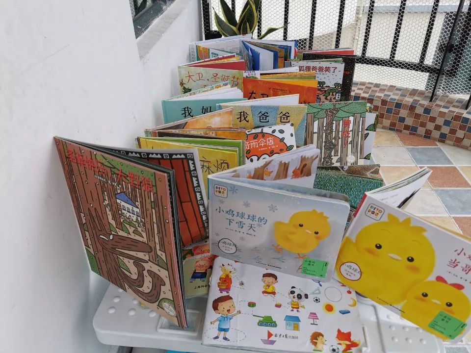 顶楼跟顶楼到底买哪个好,房子买顶楼有哪些缺点和优点