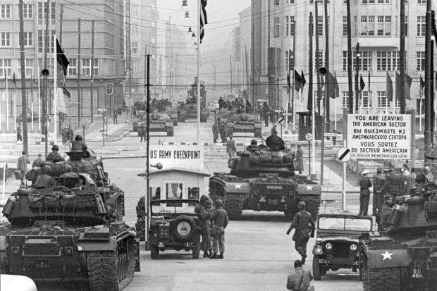 阿波罗登月计划造就一批科技巨人,世界第一个成功的载人登月计划