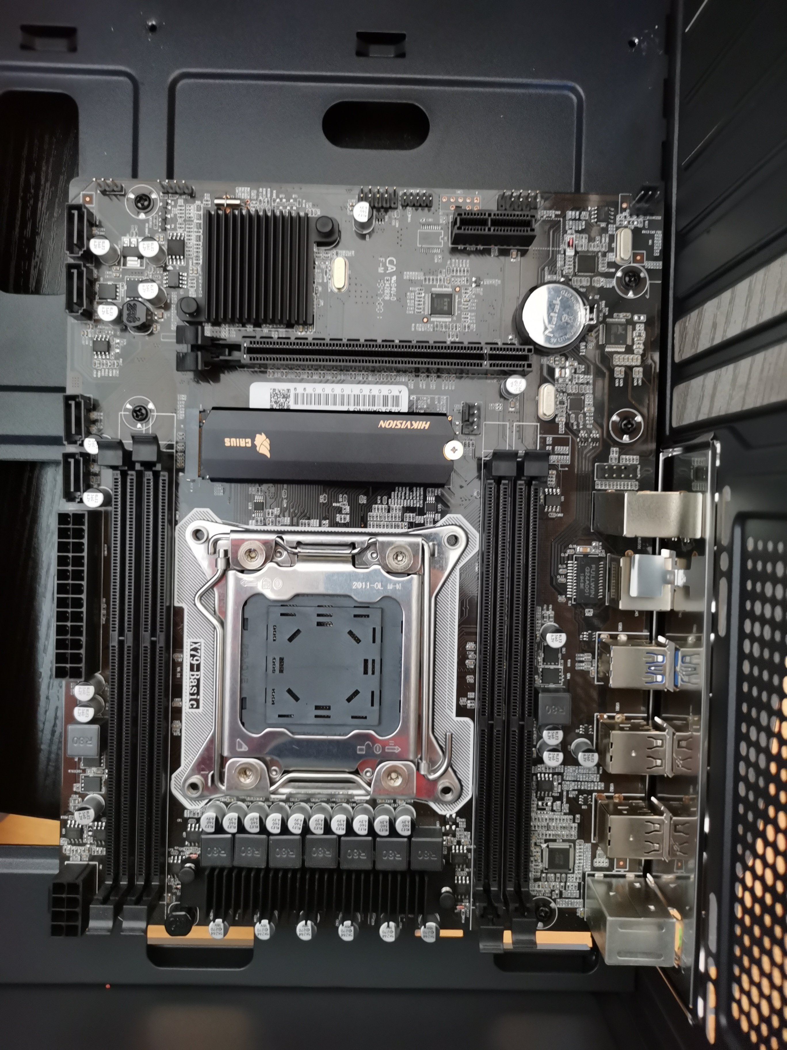 2021年洋垃圾还能战否？1900元组32万跑分的游戏电脑