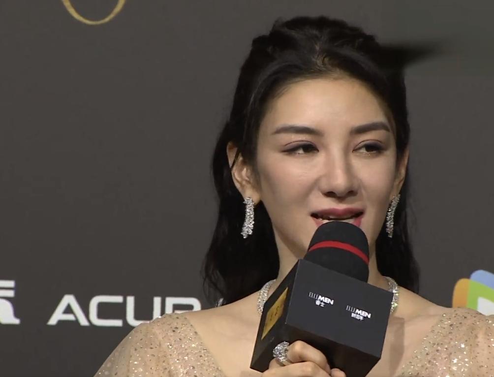 elle风尚大典金晨造型,金晨elle风尚大典造型照片