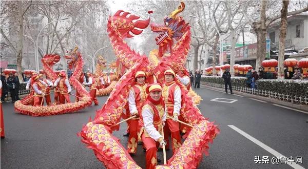 山东淄博花灯灿烂迎元宵,淄博元宵夜花灯节