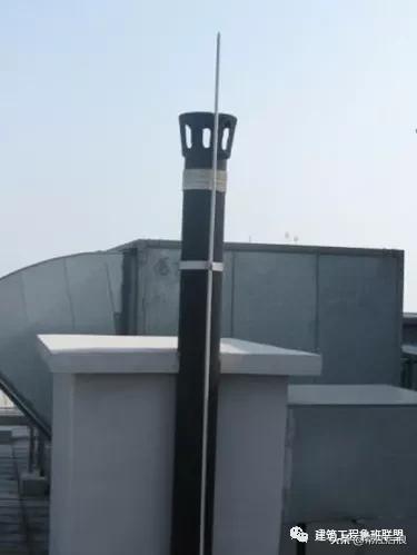 屋面避雷带转角做法示意图,屋面避雷带怎么做才规范