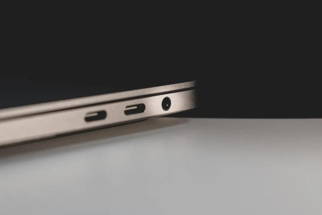 苹果手机裸机划算吗,苹果手机裸机值得购买吗