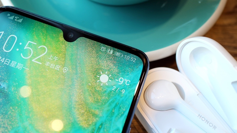 光荣蓝牙耳机flypods3与青春版,光荣flypods青春版蓝牙耳机怎么样