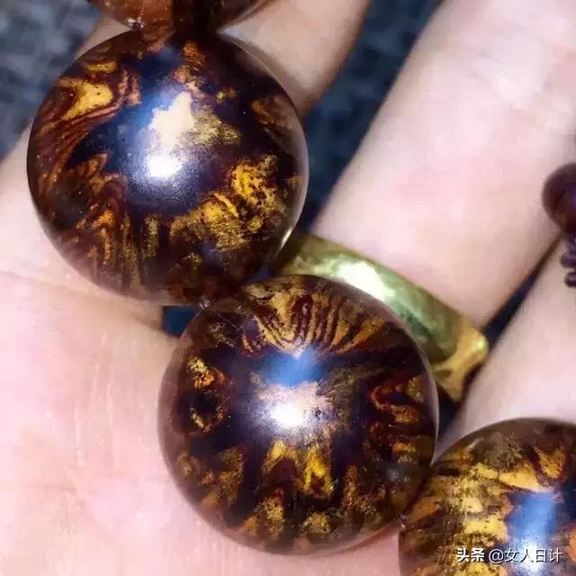 极品海南黄花梨高清大图,有钱也买不到的古董