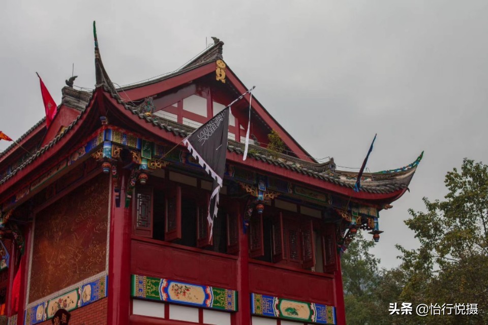 青城山离哪个大学最近,青城山脚下有哪所大学