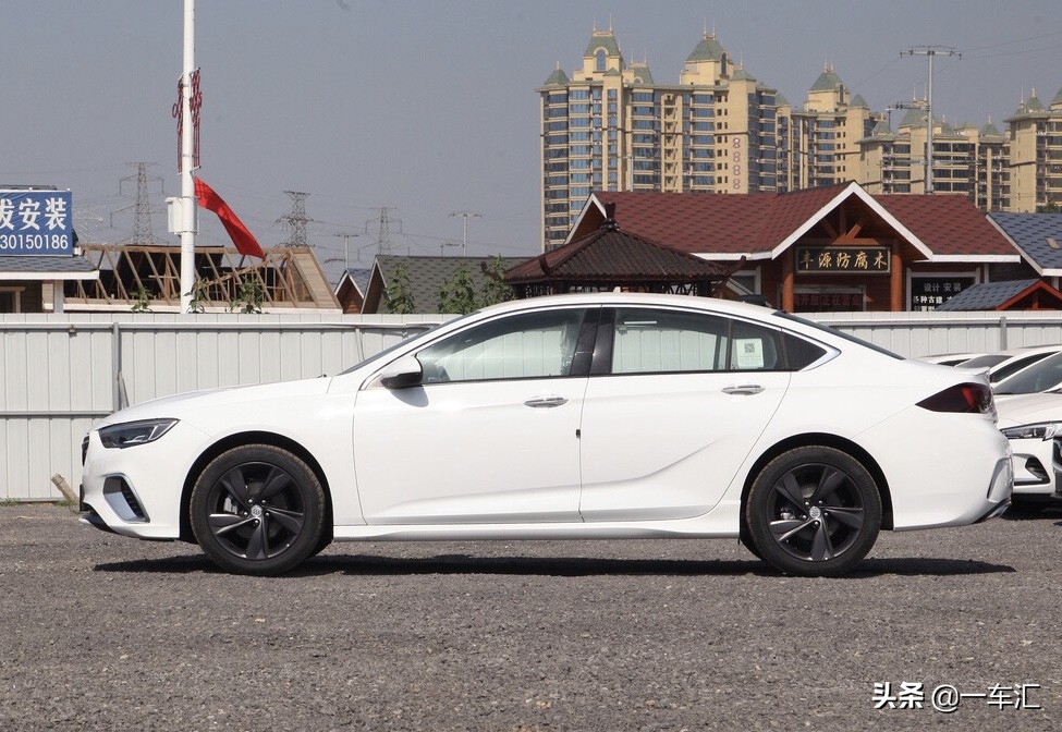 别克君威gs28t尊贵版值得购买吗,别克君威gs28t尊贵型讲解