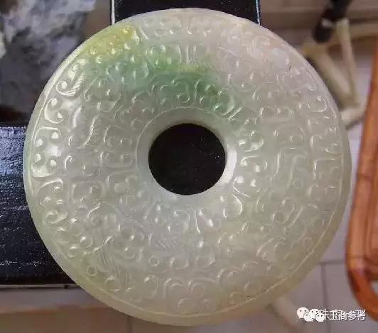 和田玉的识别一招鉴定和田玉真假,怎么分辨真和田玉和假的和田玉