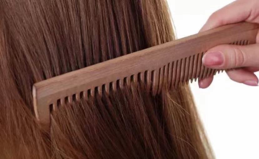 长头发打结很毛躁留什么发型好看,孩子长头发每天早晨打结怎么解决