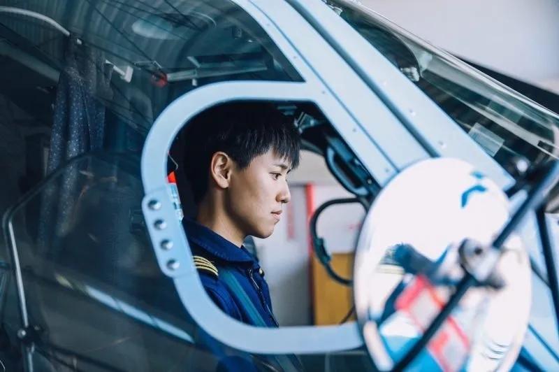 温柔版江直树、特警版刘昊然…妈呀，他们救完人还偷心