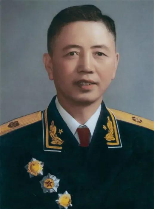 向您敬礼表情图片,尊重原创向您敬礼