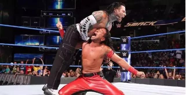 wwe最最残忍的十大事件,wwe蛋碎集锦