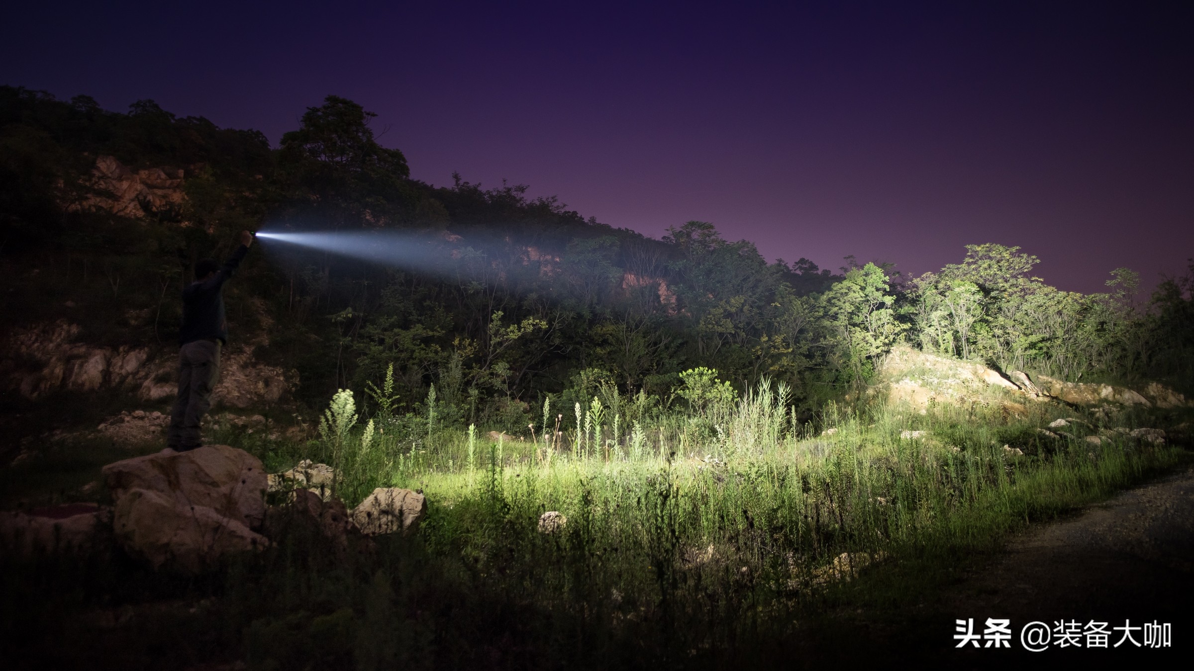 照明多面手——OLIGHTM2RPRO武士手电评测