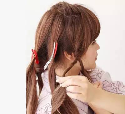 今年流行的侧编发,减龄全编发型