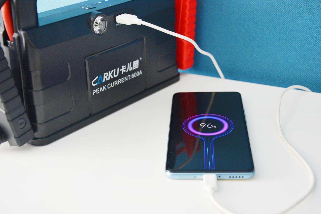 卡儿酷汽车应急启动电源用法,卡儿酷汽车应急启动电源怎么使用