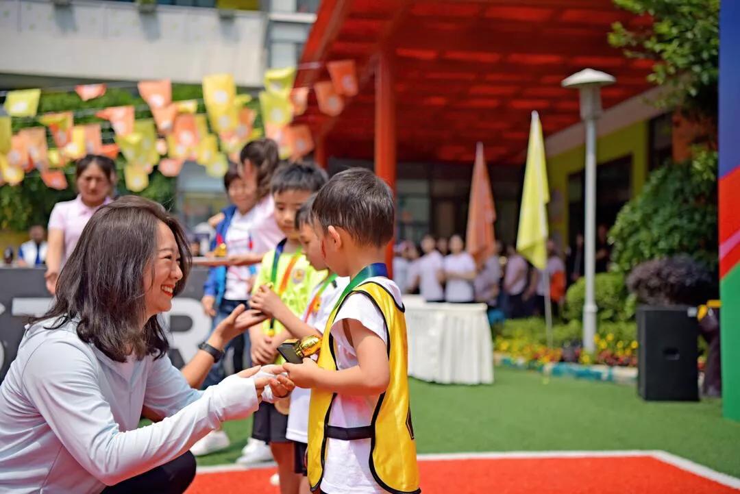 2019年爱智运动季爱智·维克特萌芽杯U6足球决赛举行