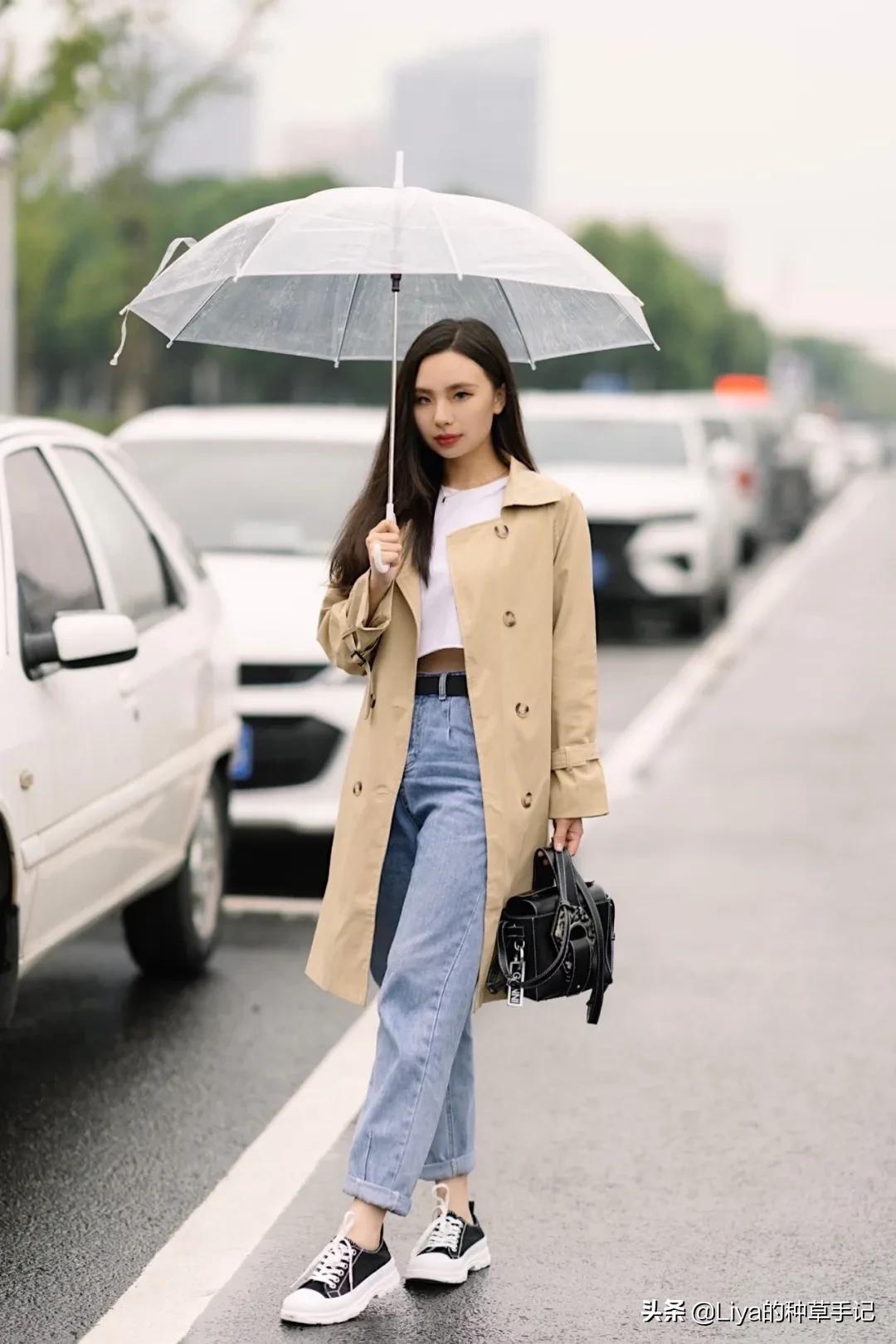 今年最流行的长款风衣洋气,今秋终于流行风衣外套时髦好看