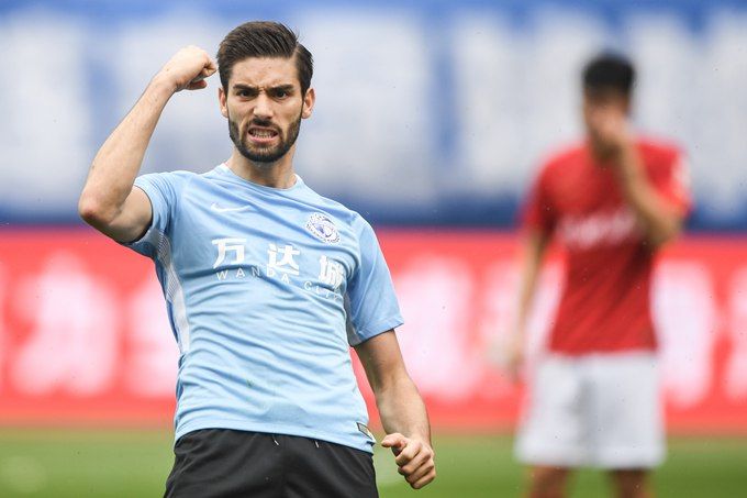 全场5次中线开球啥感觉？中超一球星与奥巴梅杨“感同身受”