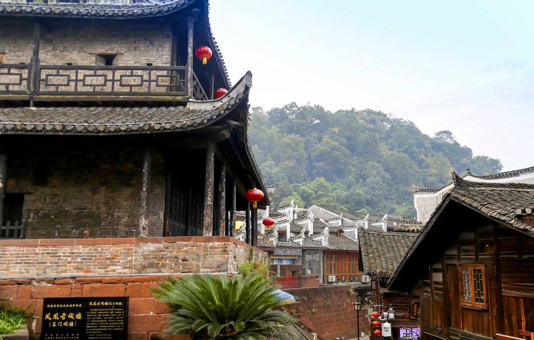 到凤凰古城旅游怎么去,深圳开车到凤凰古城旅游攻略