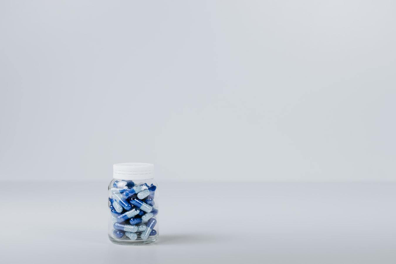 新型冠状病毒有抗病毒特效药吗,抗病毒药物能治疗新型冠状病毒吗