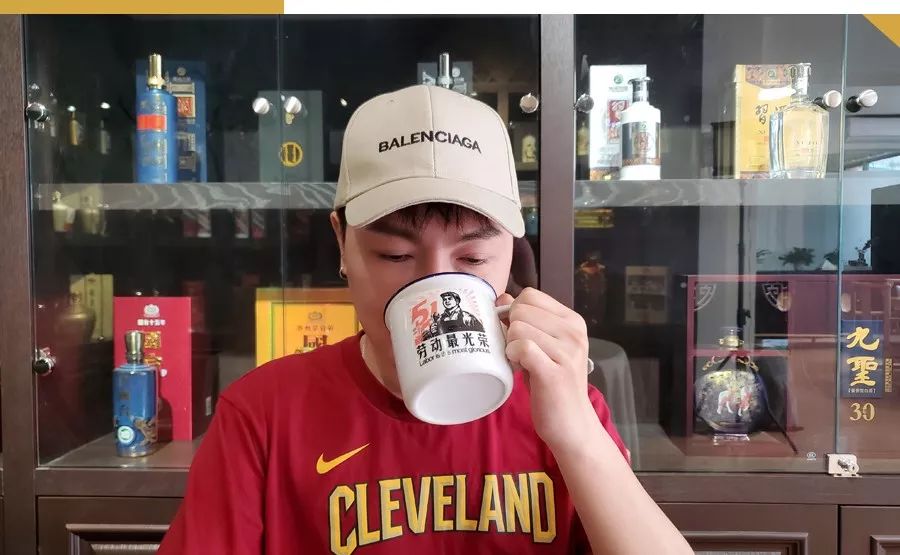 茅台迎宾酒和飞天迎宾酒什么区别,飞天茅台测评小酒馆