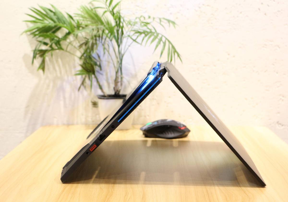 光荣猎人笔记本游戏本配置,光荣猎人游戏本评测