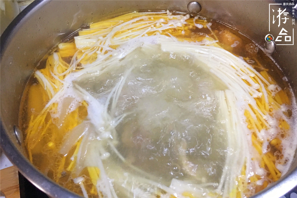 老鸭火腿煲的做法要焯水吗,自家土老鸭要不要焯水炖汤